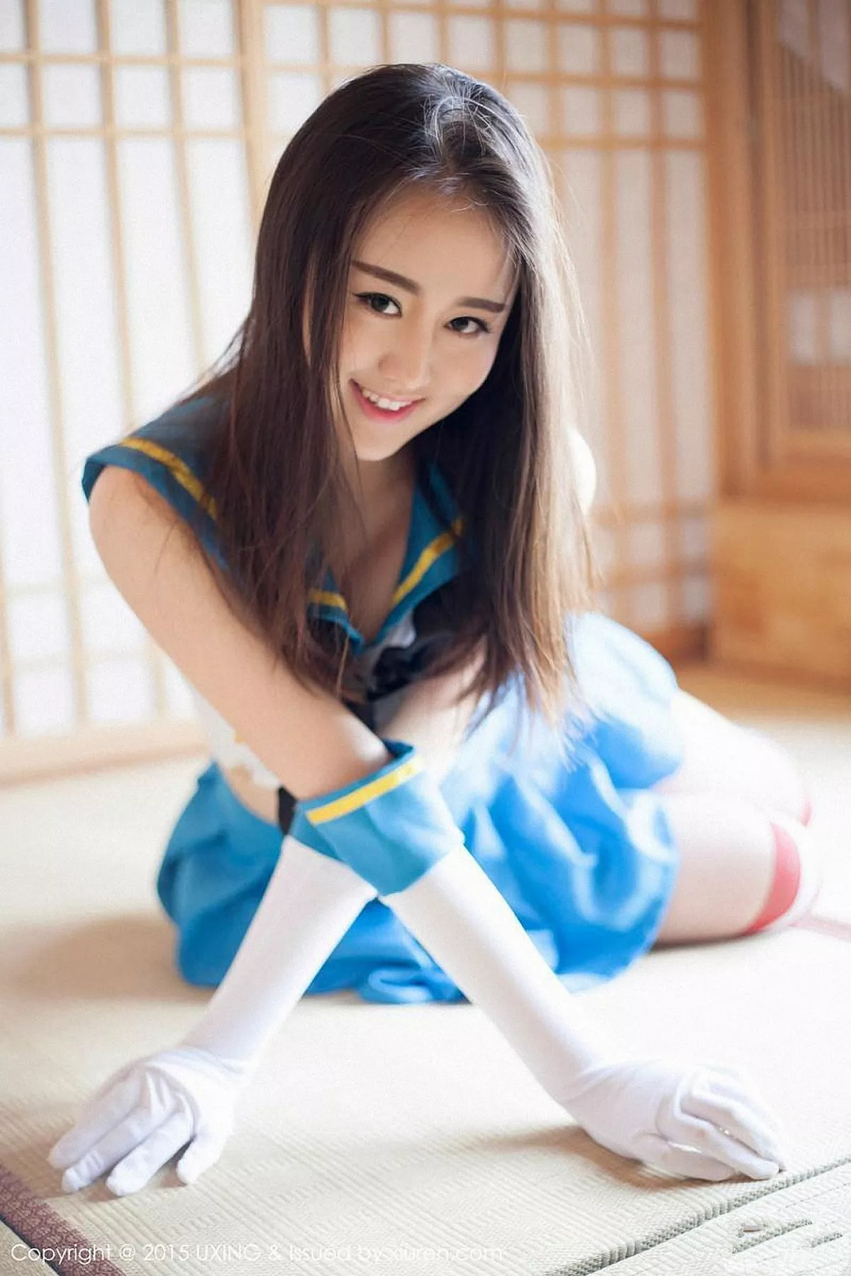 王朝朝写真