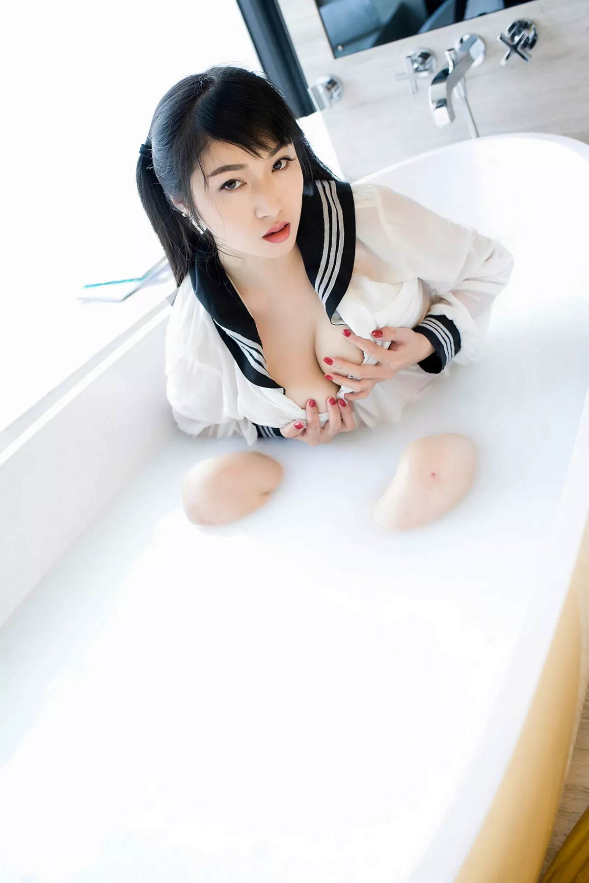 盼盼龙女写真