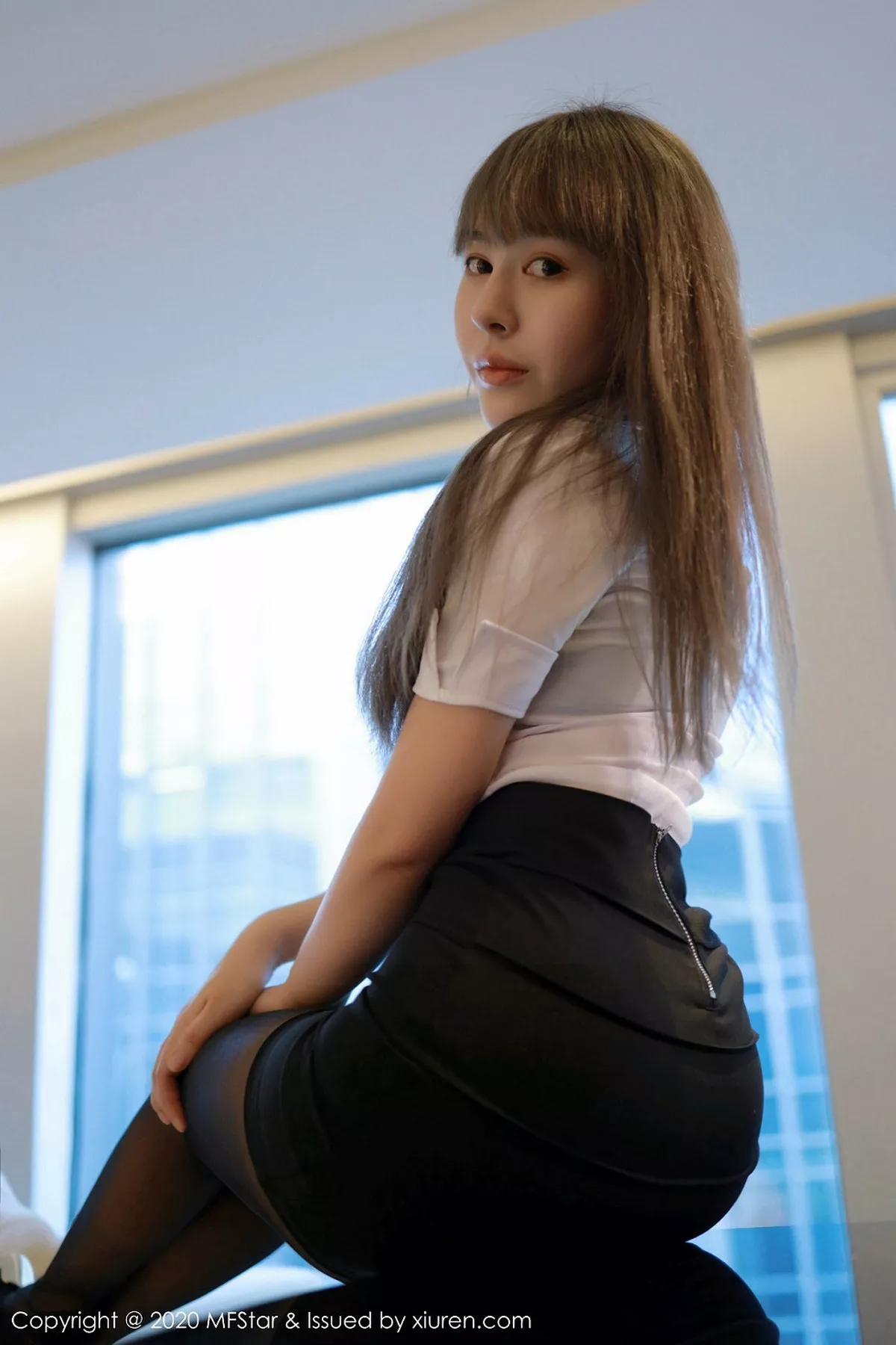 Evelyn艾莉写真