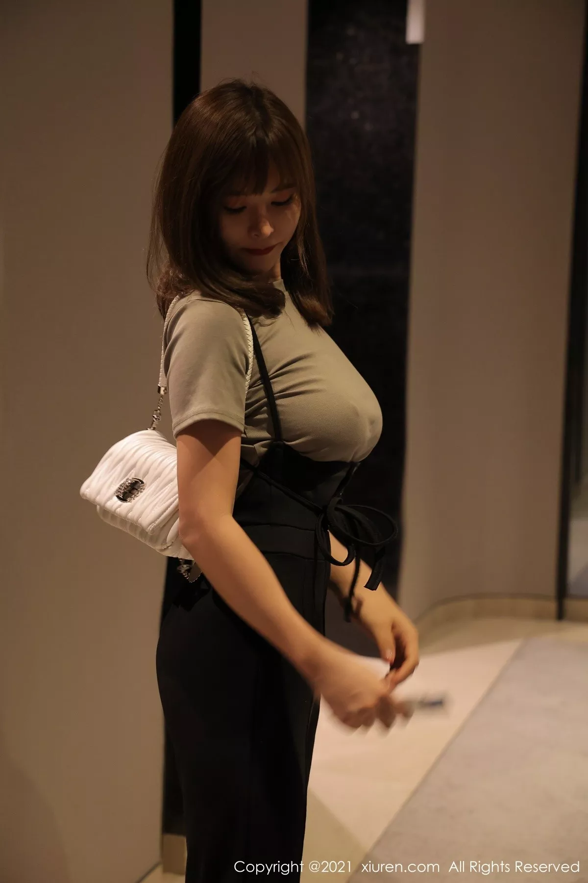奈沐子写真