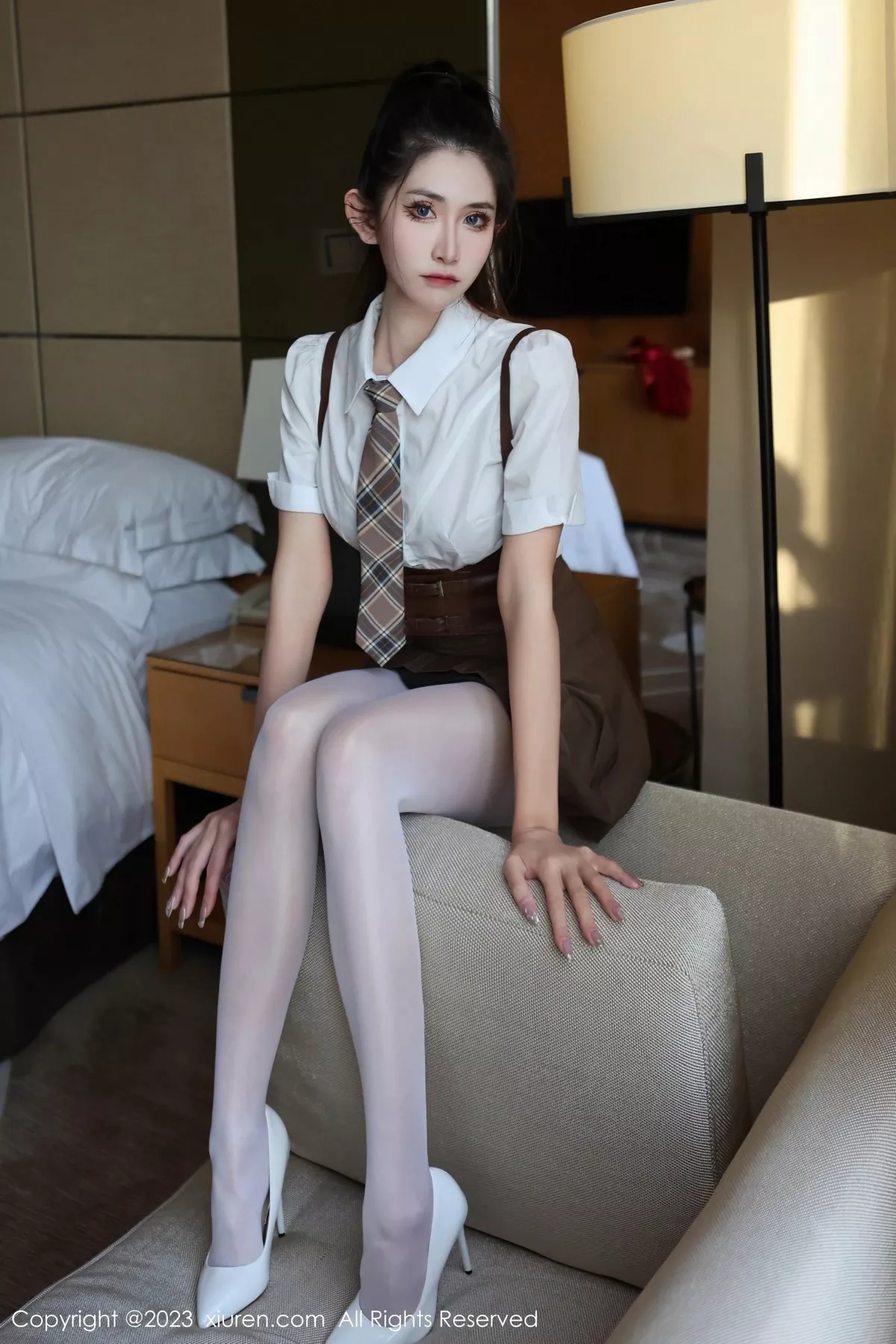 依娜写真