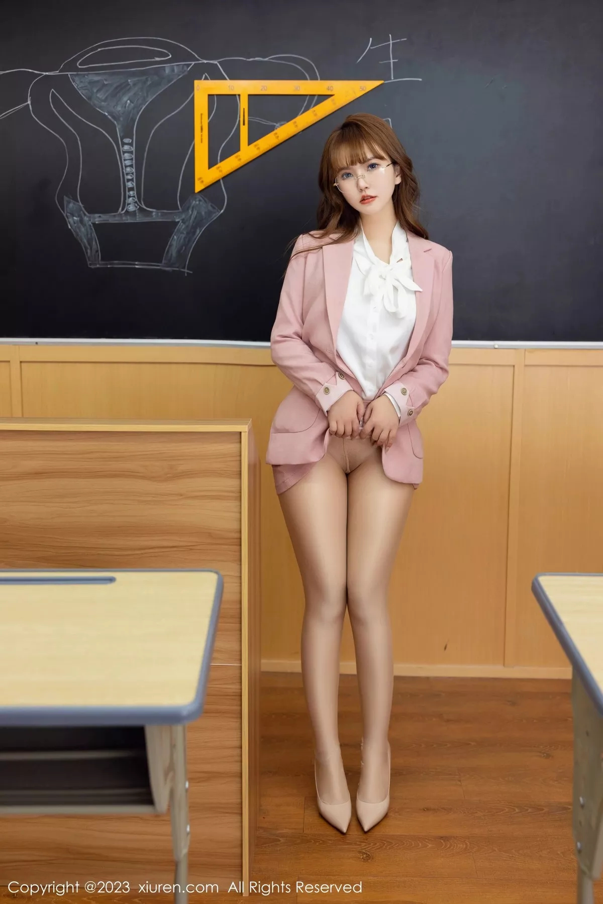 张思允写真