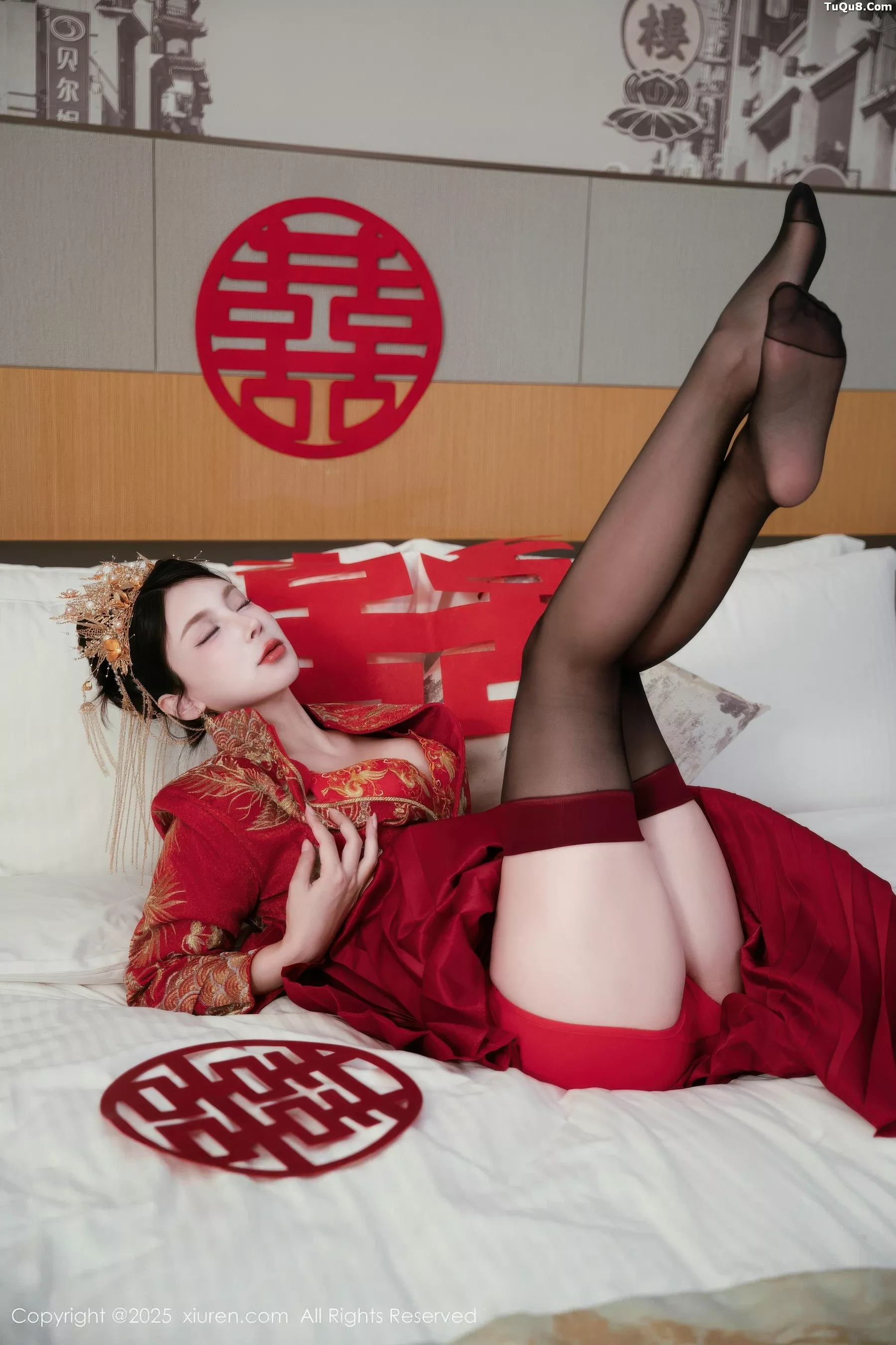 秀人集.com_[XiuRen秀人网]No.10865_模特小蛮妖Yummy性感红色新娘服配超薄黑丝秀完美身材诱惑写真66P