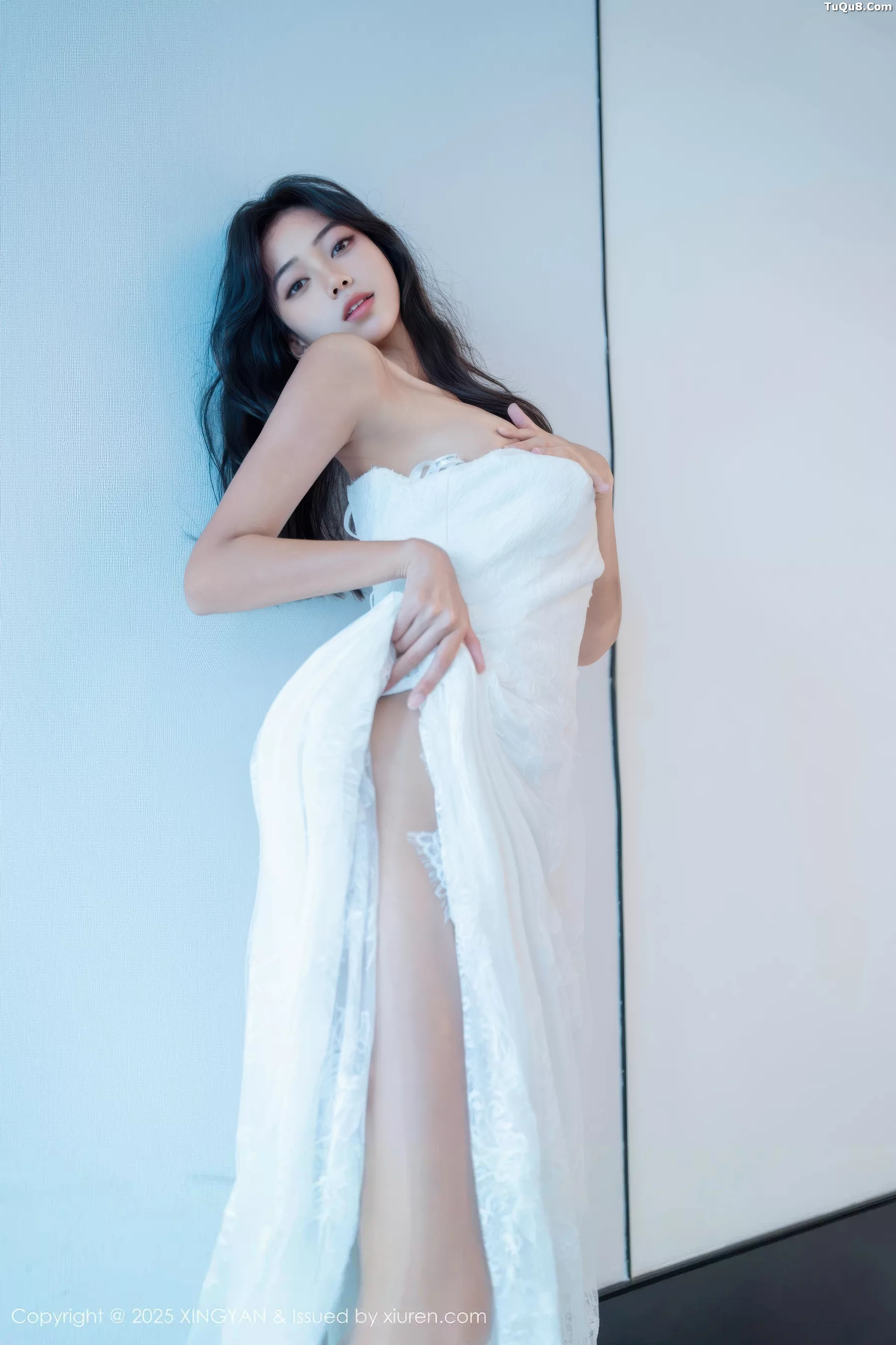 秀人集.com_[XINGYAN星颜社]VOL.419_模特时安安性感白色连衣裙配超薄白丝秀柔美身材迷人诱惑写真75P