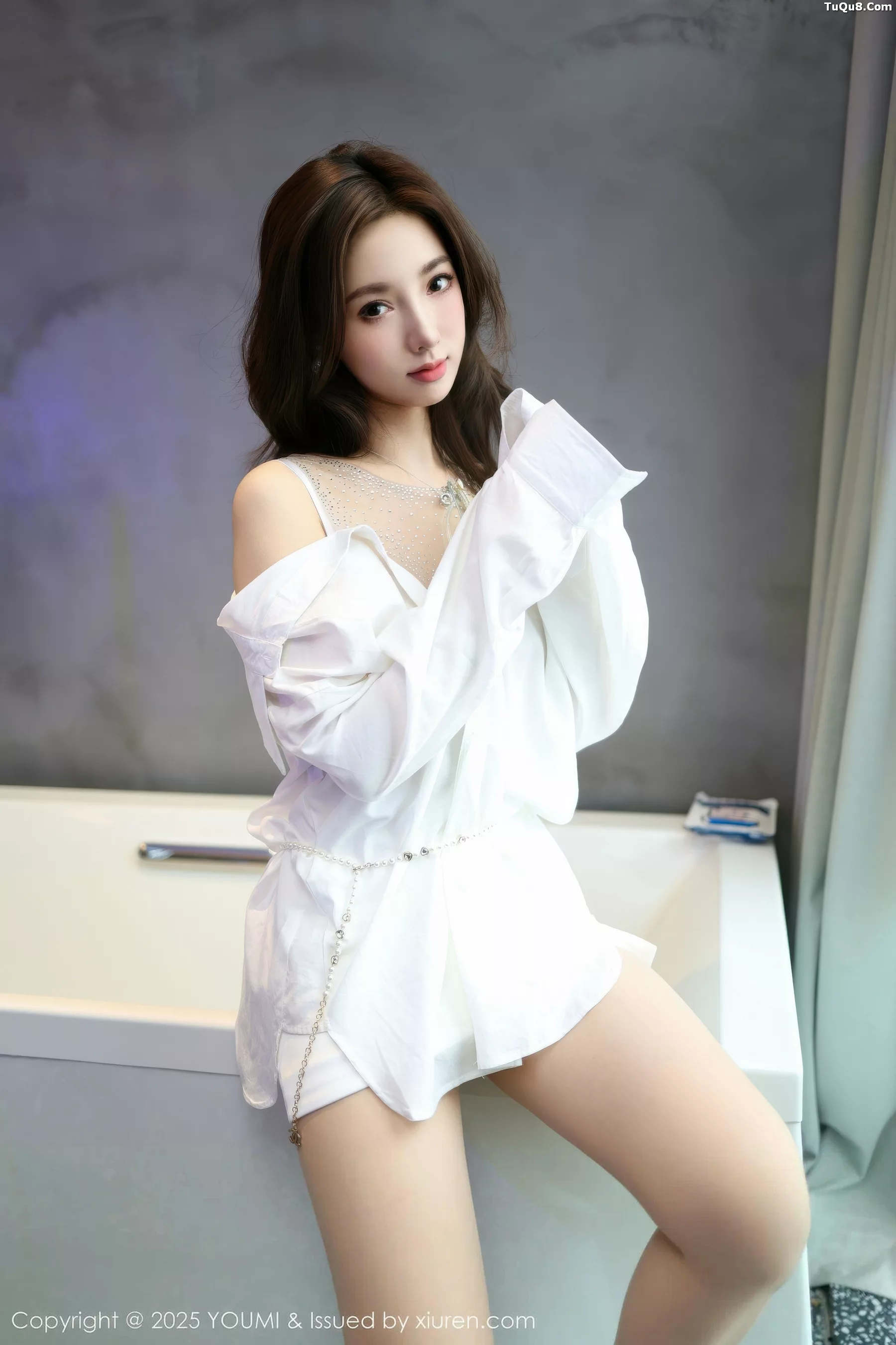 秀人集.com_[YouMi尤蜜荟]Vol.1177_模特Twins-桃桃性感白色连衣短裙配白色丝袜秀曼妙身姿诱惑写真76P