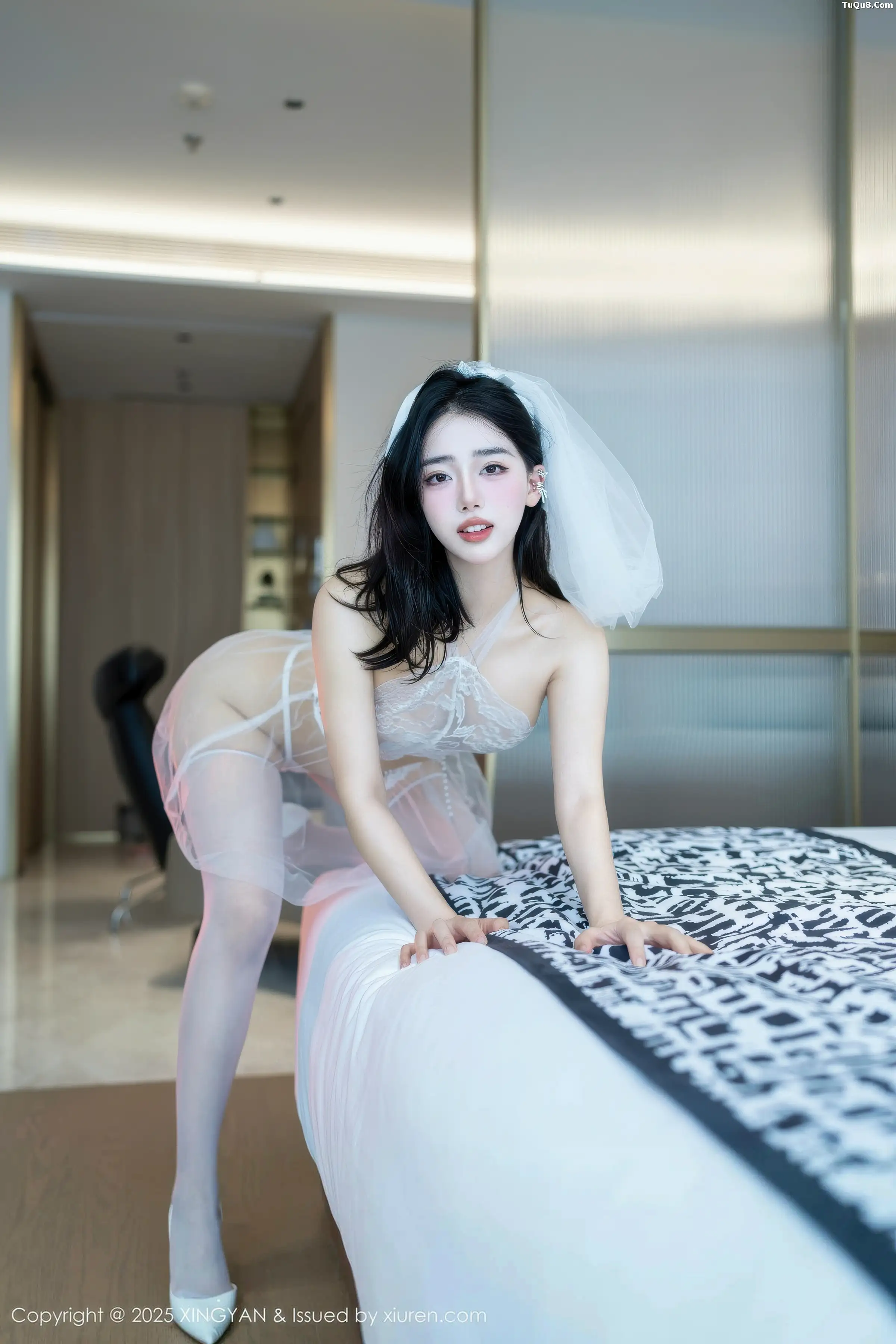 秀人集.com_[XINGYAN星颜社]VOL.429_模特阮福福性感白色情趣服饰配白色丝袜秀完美身材诱惑写真78P