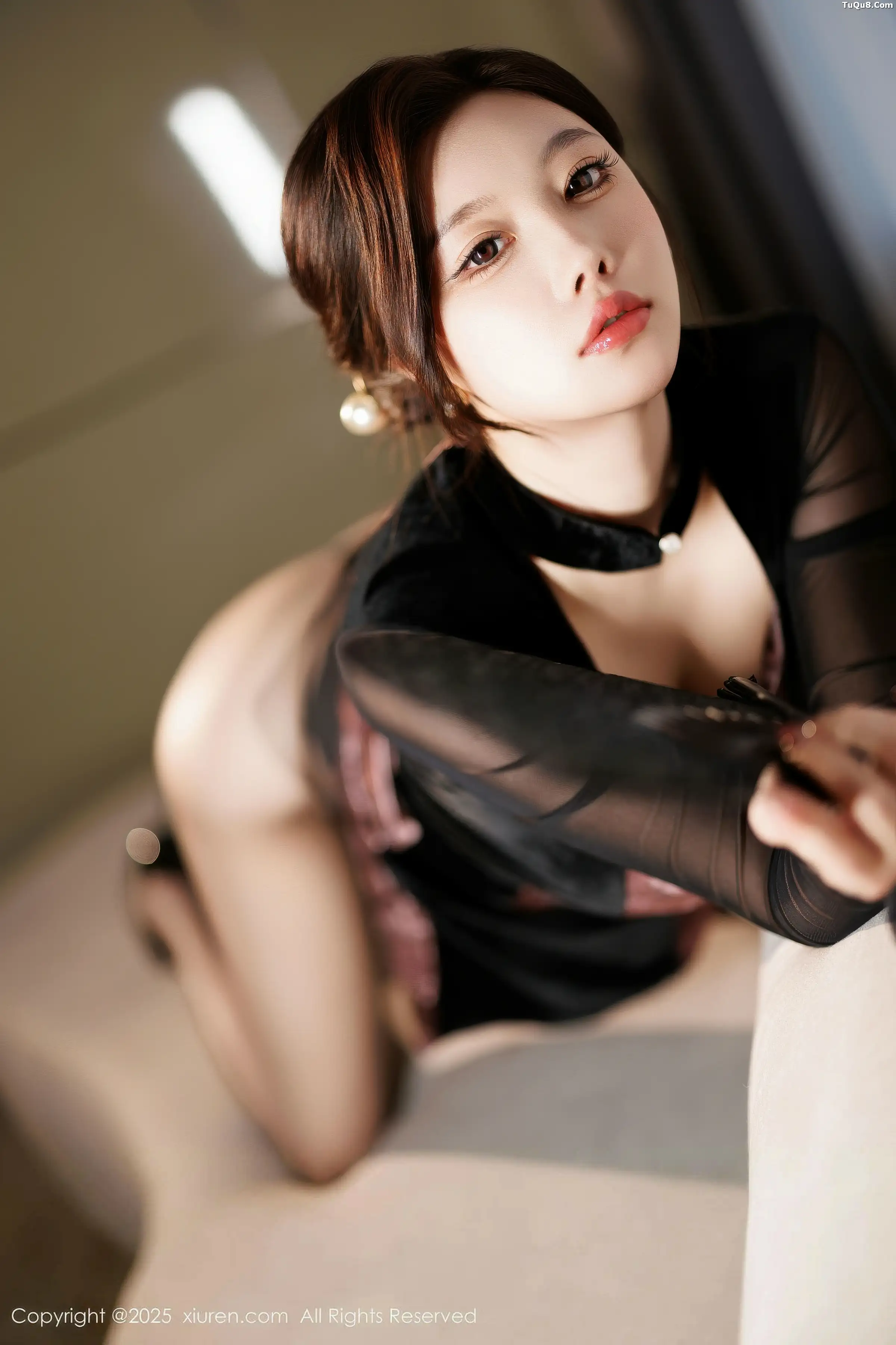 秀人集.com_[XiuRen秀人网]No.11013_女神CHENCHEN.性感黑色情趣内衣配黑丝袜秀丰腴身材诱惑写真83P