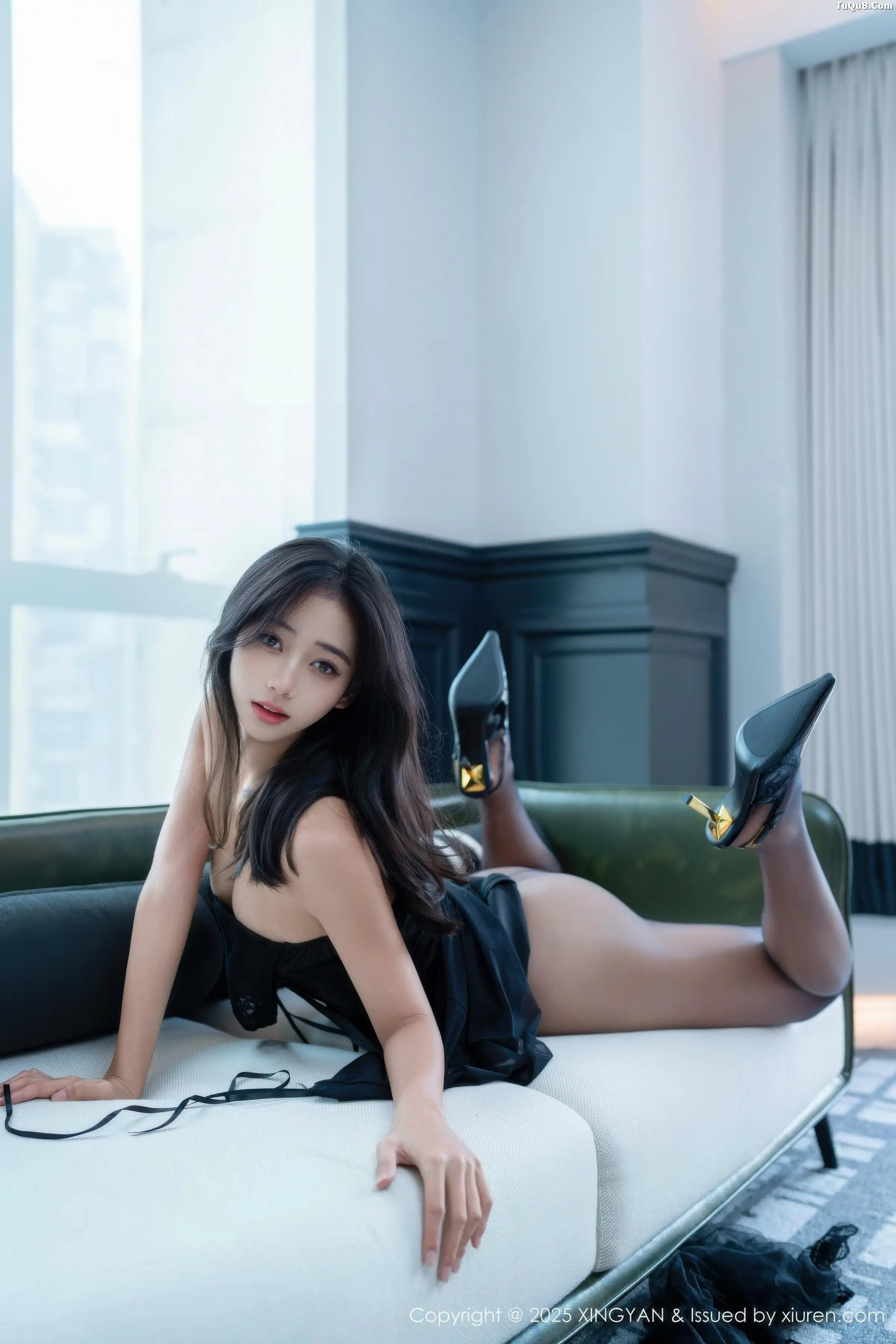 秀人集.com_[XINGYAN星颜社]VOL.451_模特时安安性感黑色连衣裙配超薄无内黑丝秀柔美身姿诱惑写真76P